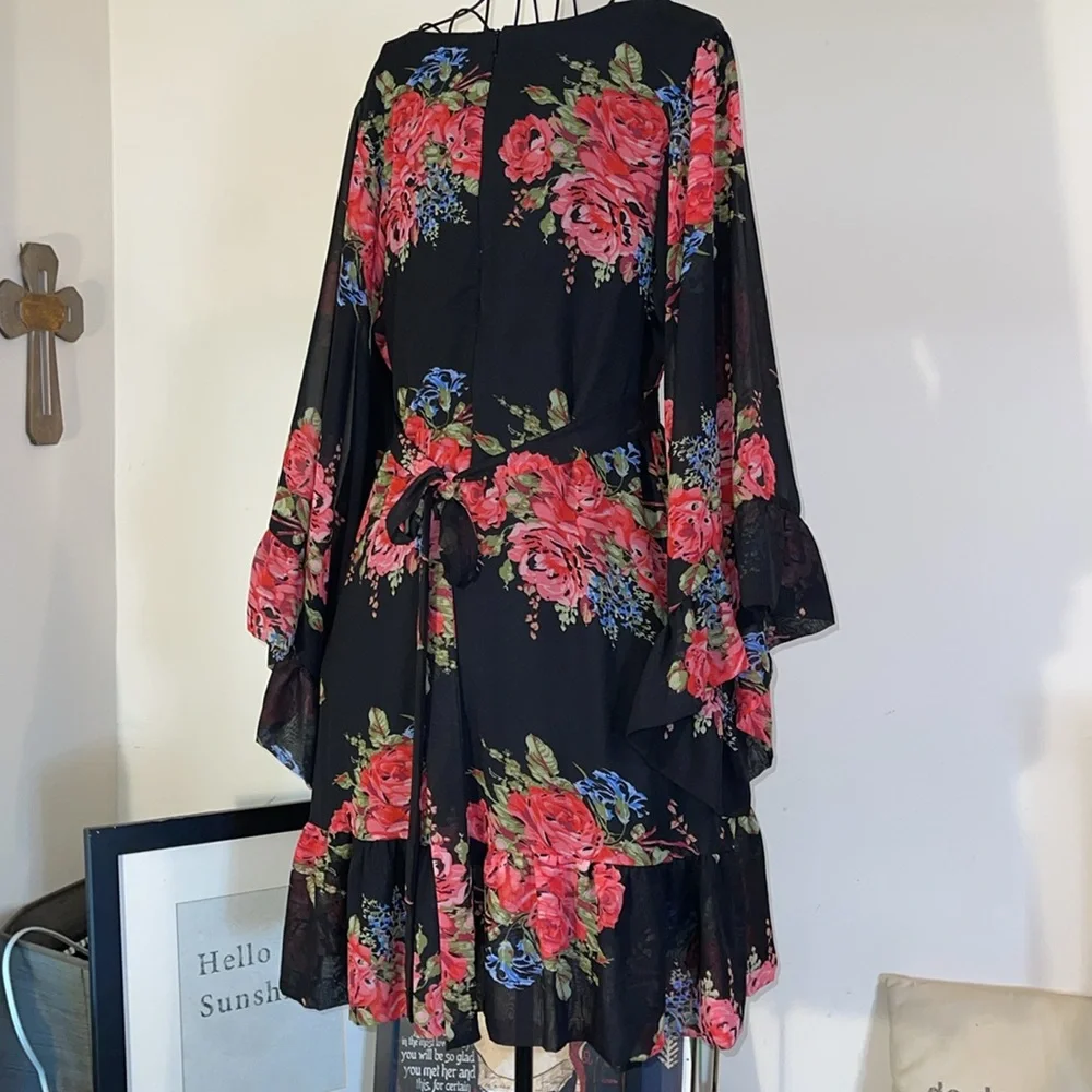 Betsey Johnson Black Mimi Dress with Floral Design - Picture 3 of 7
